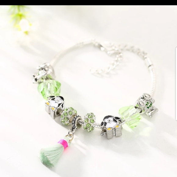 New Beautiful charm bracelet - Picture 5 of 5